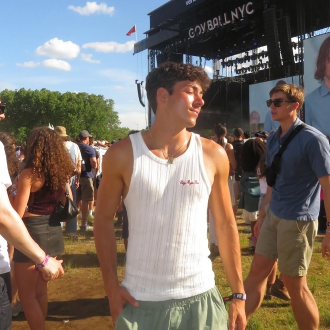 St. John's Student attending Gov Ball through the University connections