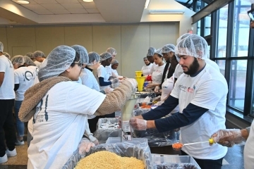  Protiviti food packing event 